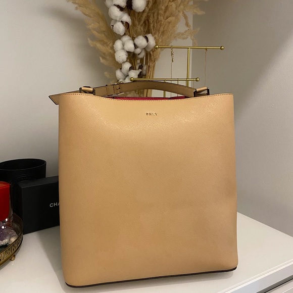 DKNY Tan/Pink Bag - Picture 1 of 4